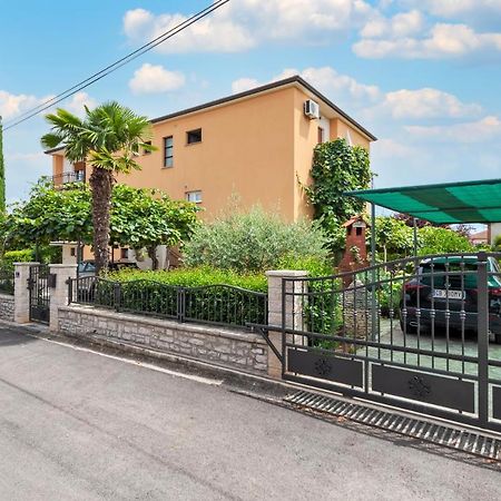 Apartment Casa Banko 로비니 외부 사진