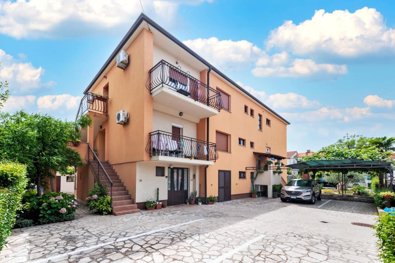 Apartment Casa Banko 로비니 외부 사진