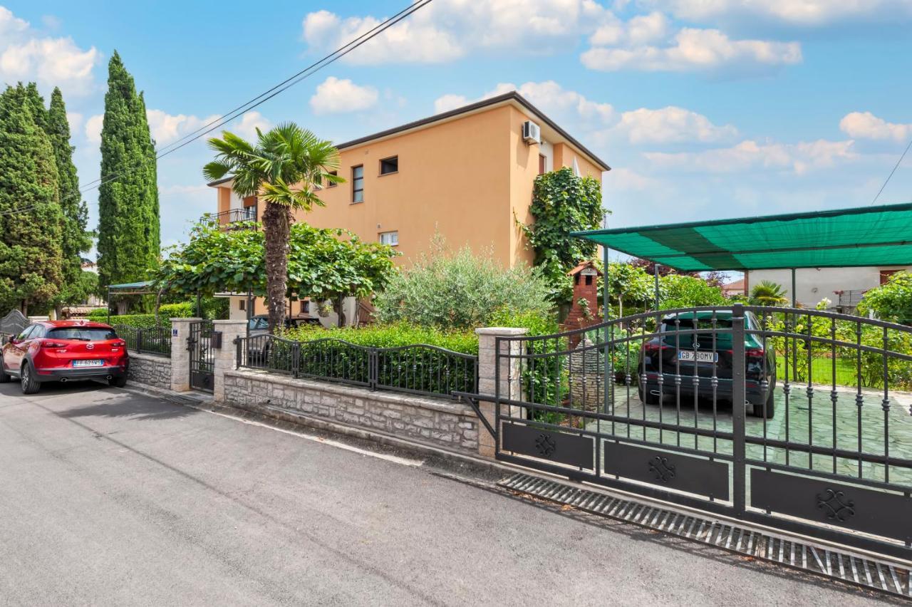 Apartment Casa Banko 로비니 외부 사진
